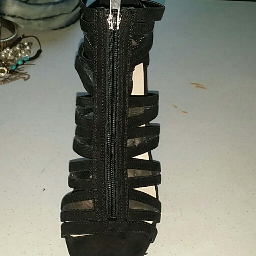 Nine Wes heels