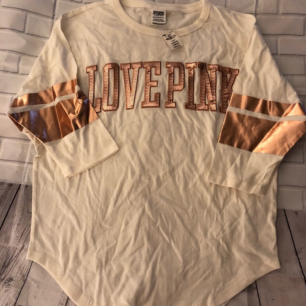 NWT VS PINK SEQUENCED REAGAN SLEEVE