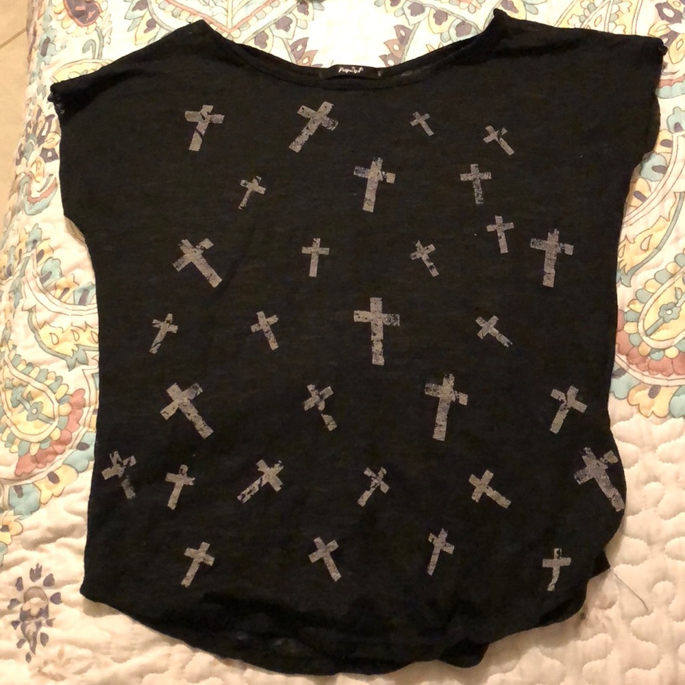 Black shirt