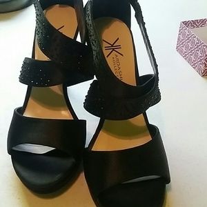 Kardashian Kollection size 10 heels