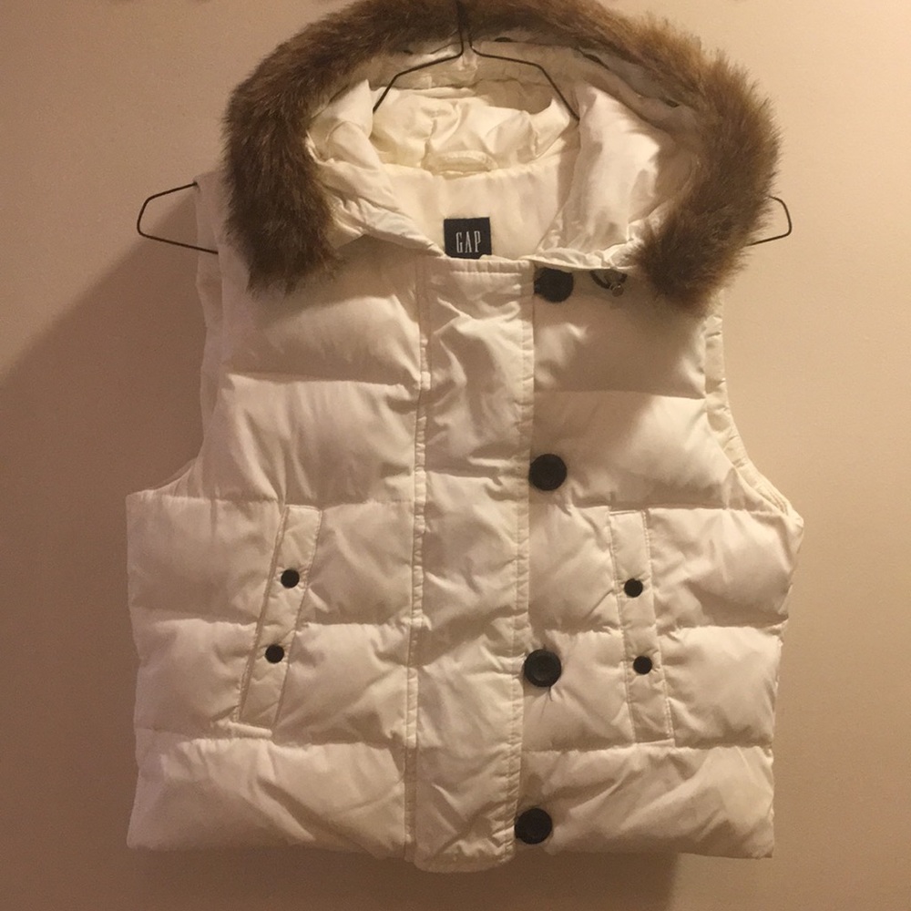 Gap Puffer Vest with Hood