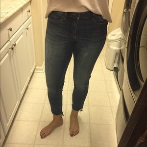 BlankNYC Intro with Released Raw Step Hem Size 29