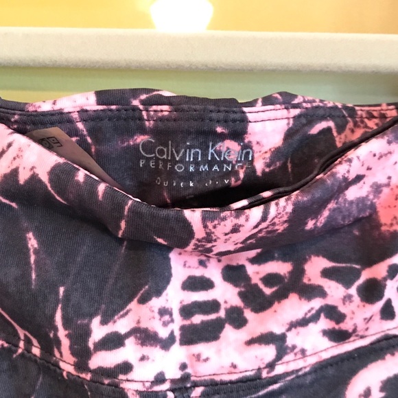 Calvin Klein Splatter Yoga Pants - Picture 3 of 5