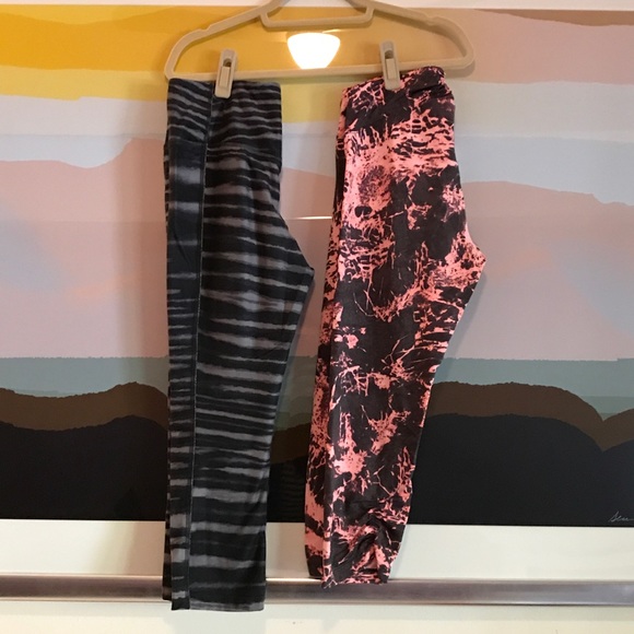 Calvin Klein Splatter Yoga Pants - Picture 5 of 5