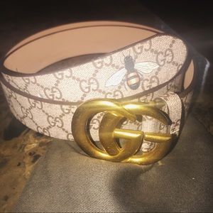 Gucci belt!