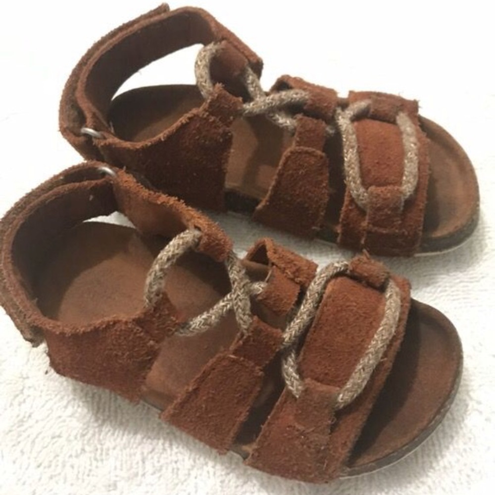 SOLD! Zara baby sandals 6c (discontinued)