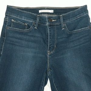 Levi's 311 Shaping Skinny