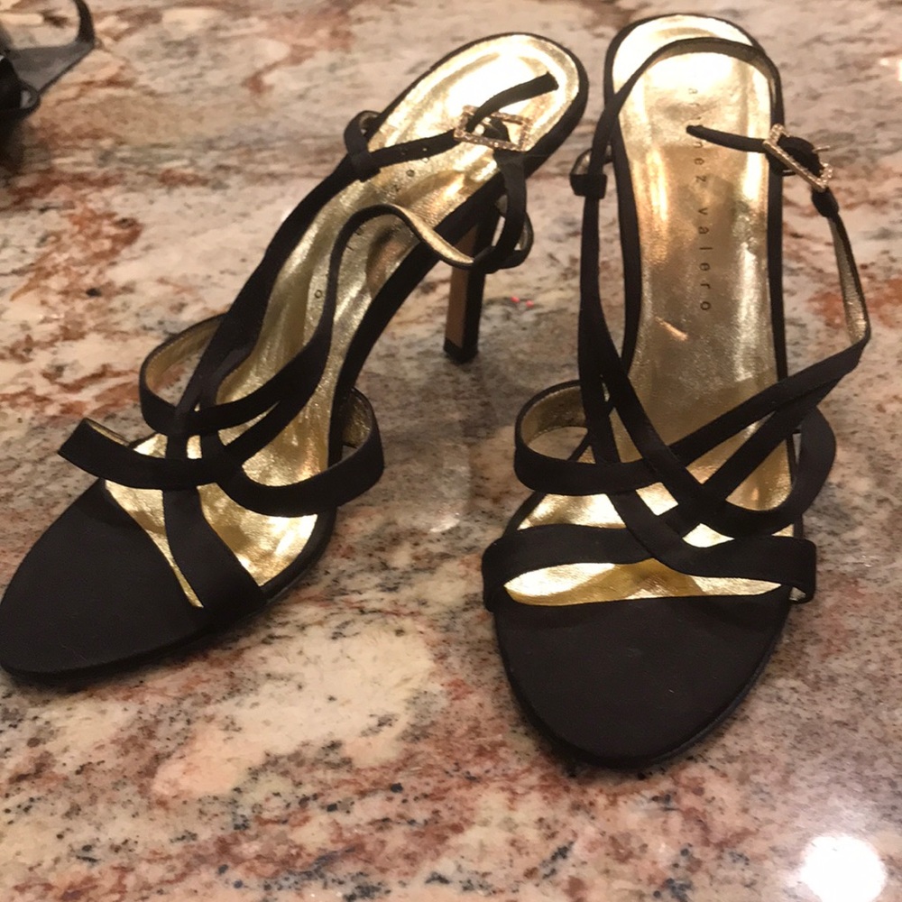 Martinez Valero Heels