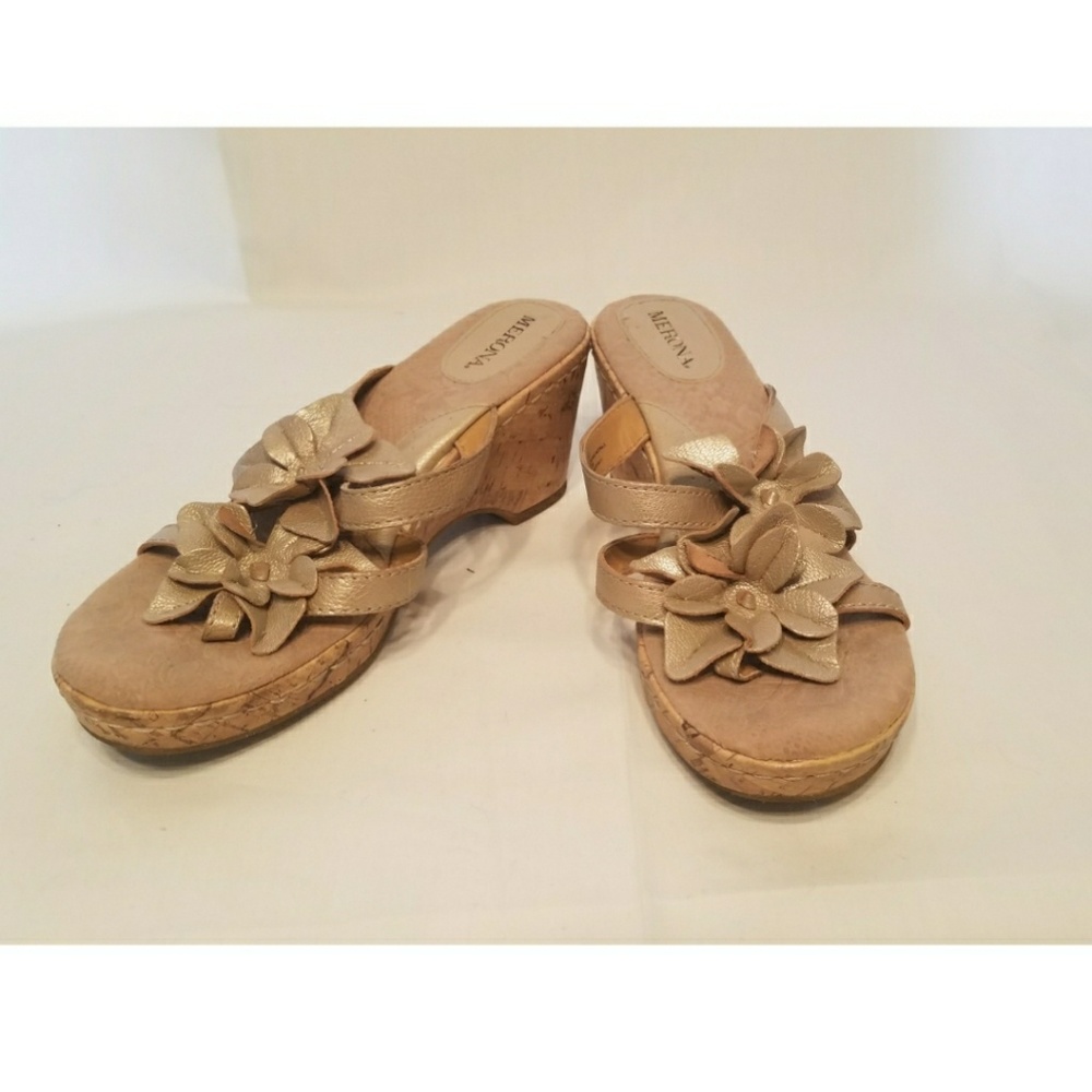 Merona Gold Sandal Sz 9.5