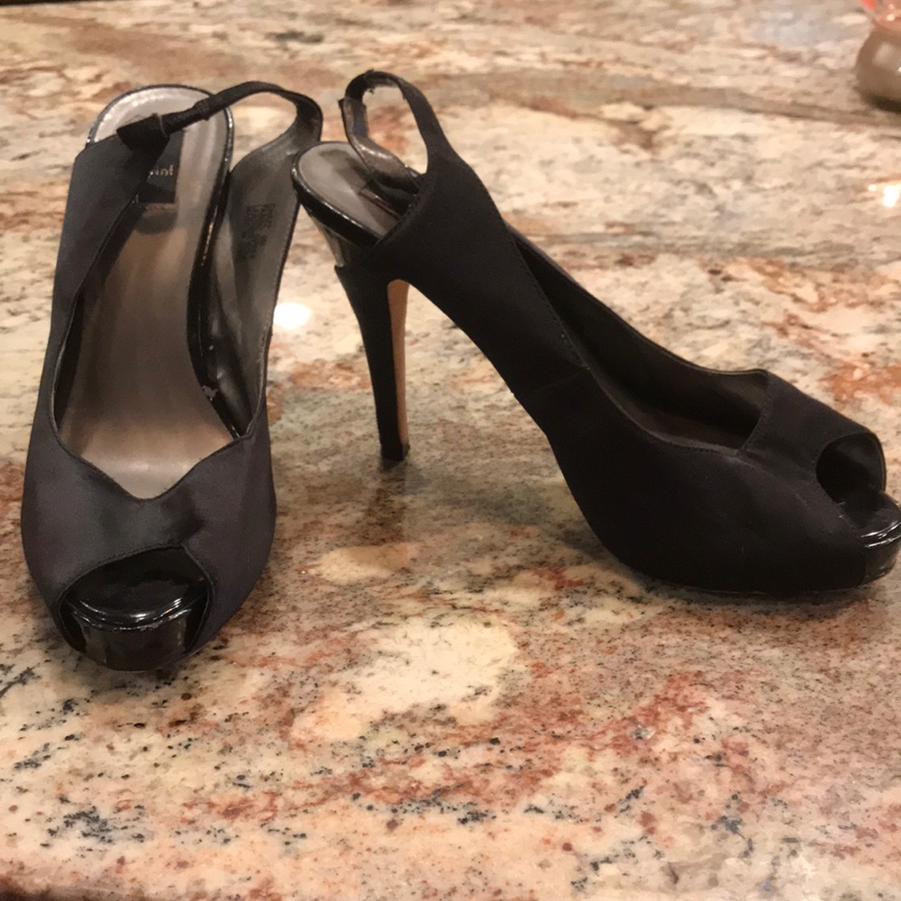 Flint Black Heels