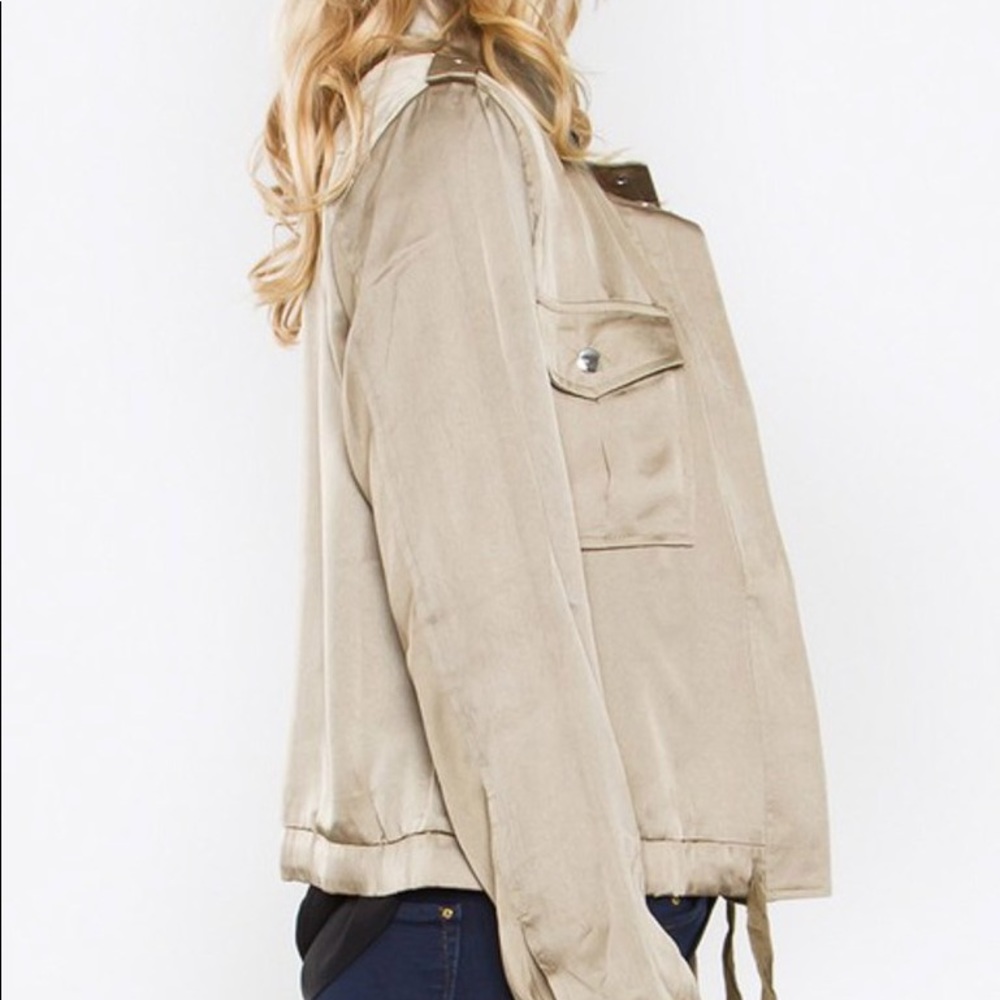 Silky Jacket - Picture 2 of 2