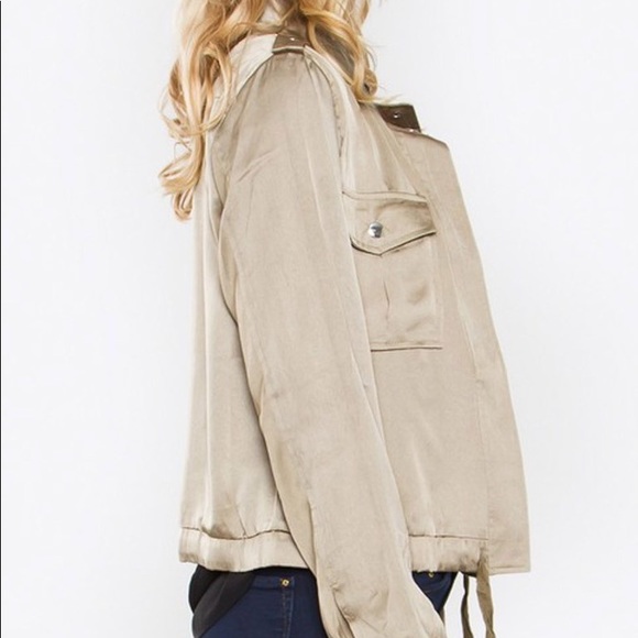 Silky Jacket - Picture 2 of 2