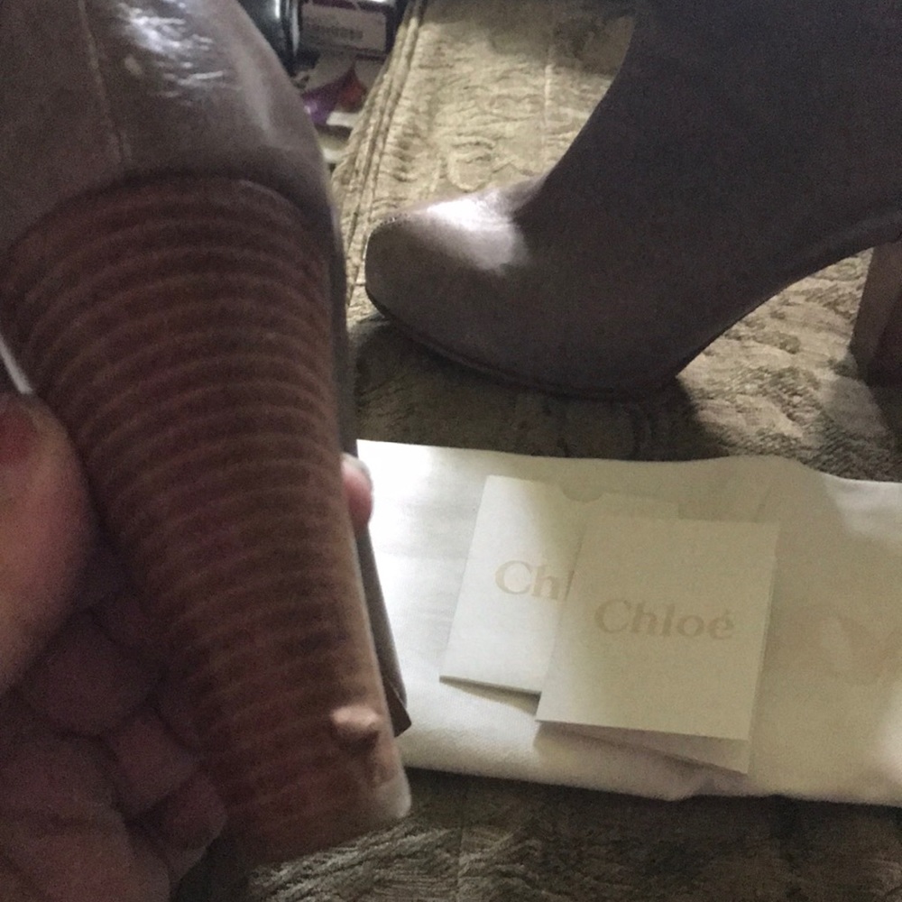 Taupe Chloe Patrice booties size 40 10 US/ has bag - Picture 8 of 8