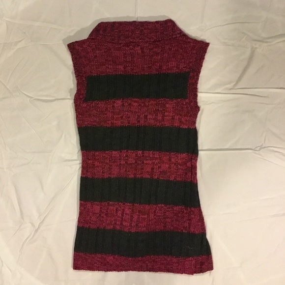 Red & Black Sleeveless Striped Sweater - Picture 2 of 2