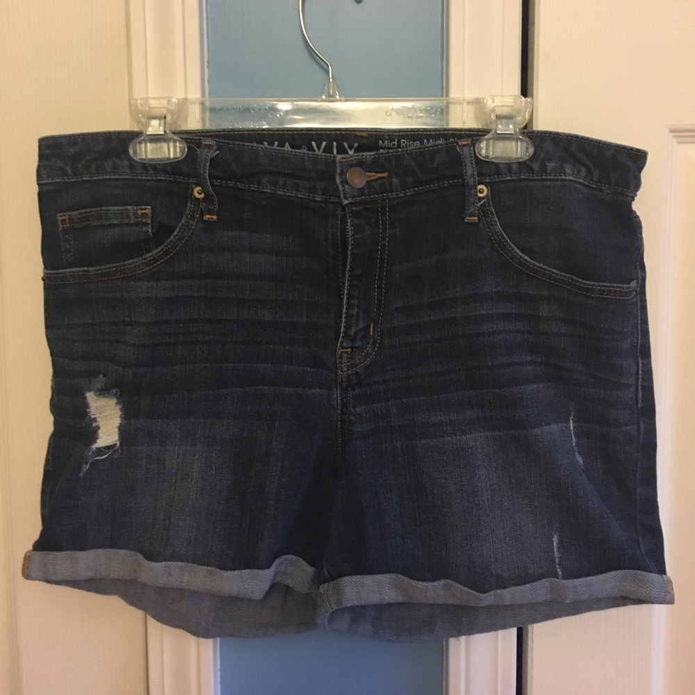 Mid Rise Dark Wash Denim Plus Size Shorts
