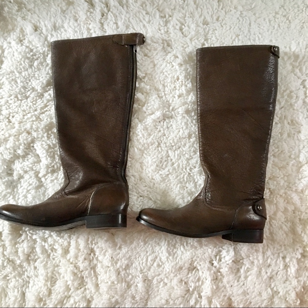 Frye Melissa Button Back ZIP brown boots