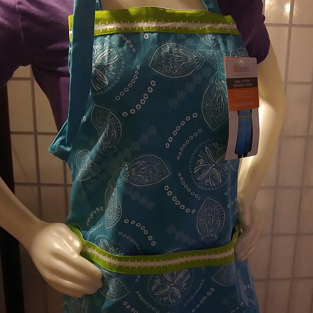 Apron - Picture 2 of 7