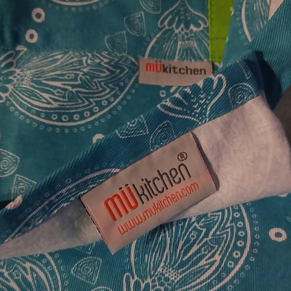 Apron - Picture 6 of 7
