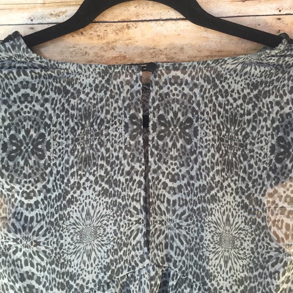 L Chloe K top - Picture 4 of 4