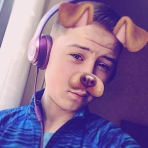 Meet your Posher, Daemian