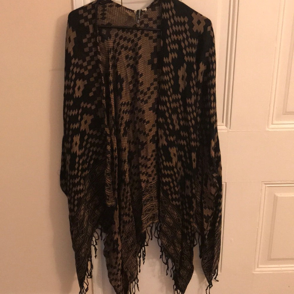 ecote kimono purchased from Urban Outfitters