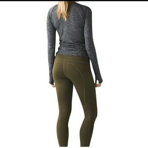 Lululemon First Mile Tech Tight sz 2