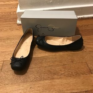 Jessica Simpson black ballet flats