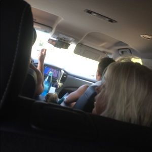 Meet your Posher, Max