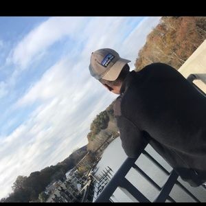 Meet your Posher, Degarious