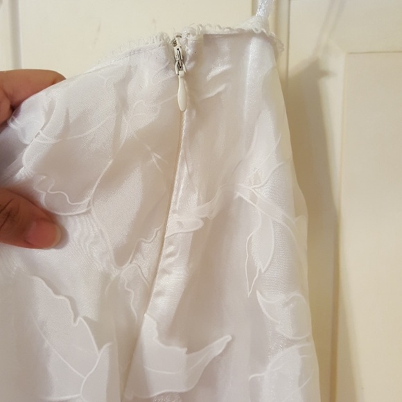 Metaphor white flowered skirt - Picture 5 of 6