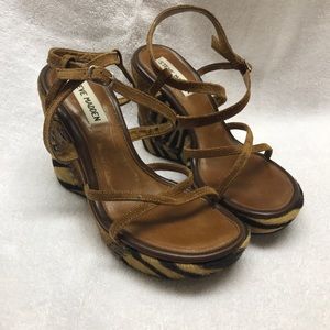Steve Madden Animal Print Calf Hair Wedges SZ 6