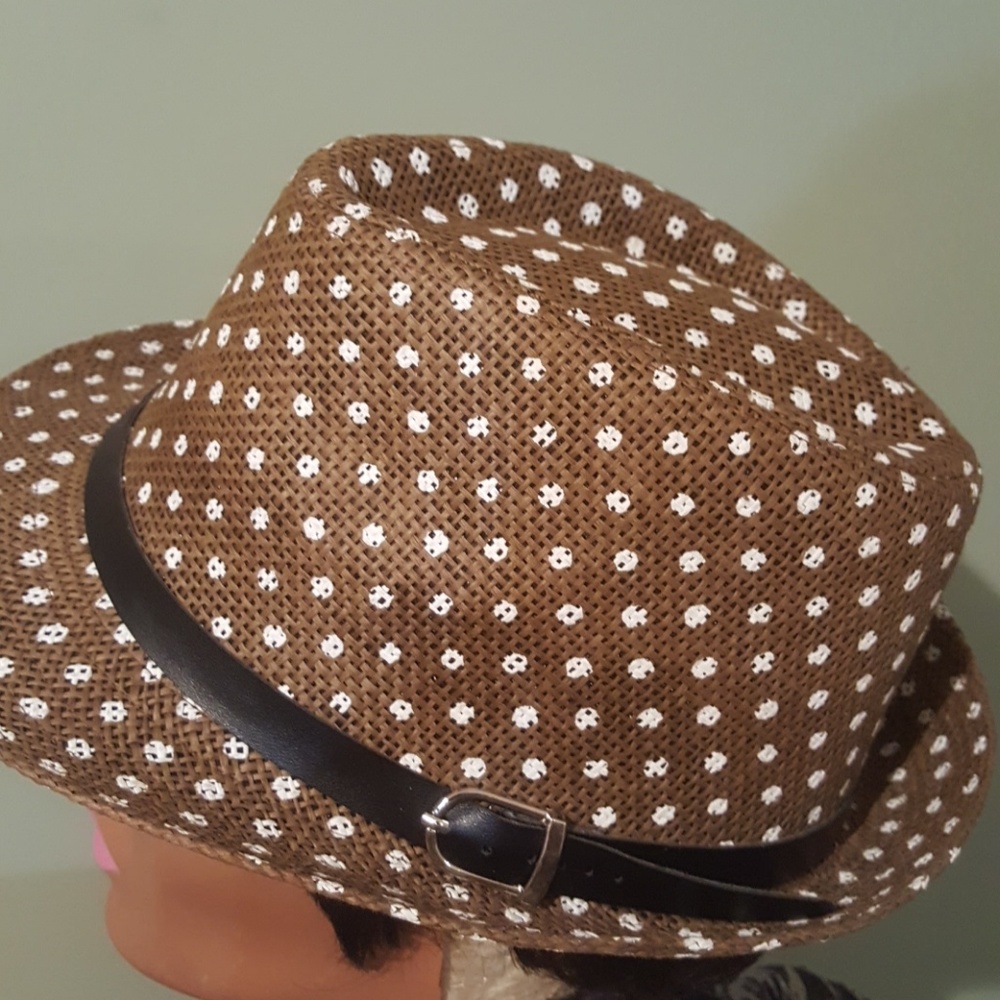 Straw Hat - Picture 2 of 4