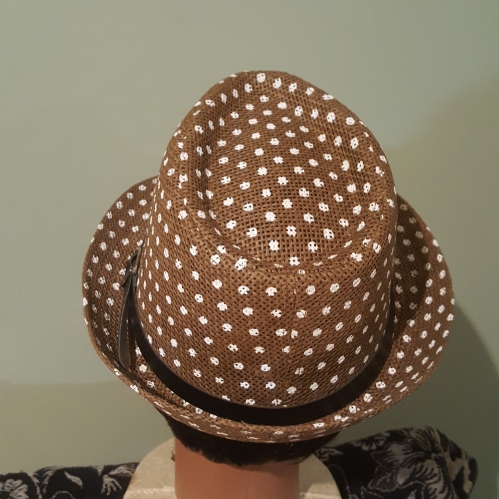 Straw Hat - Picture 3 of 4