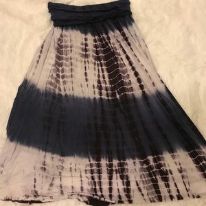 Folder over tie dye skirt with side slits