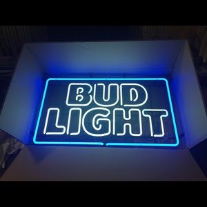 Bug light neon