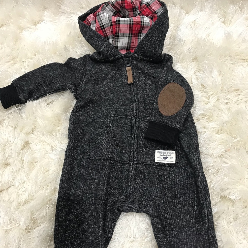 Flash sale 🎉🎊Tis the season bodysuit