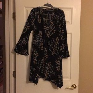 Black Aztec Design Tunic with trumpet sleeve