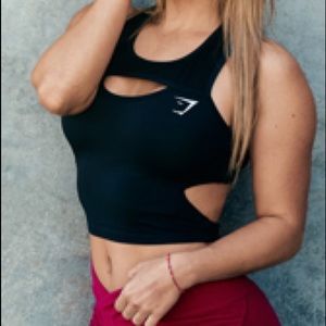 ISO!! Nikki Blackletter mezzanine top