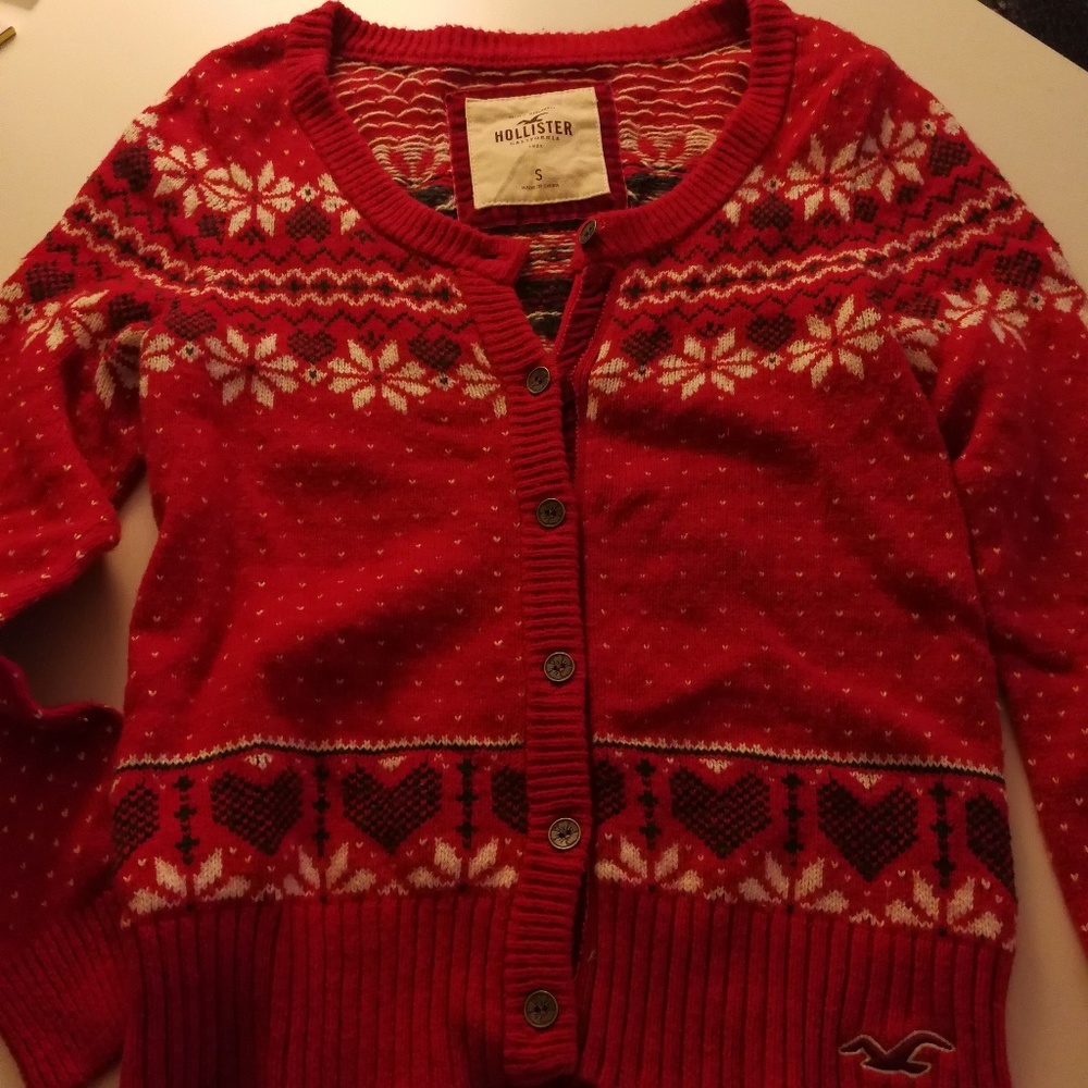 Hollister holiday sweater