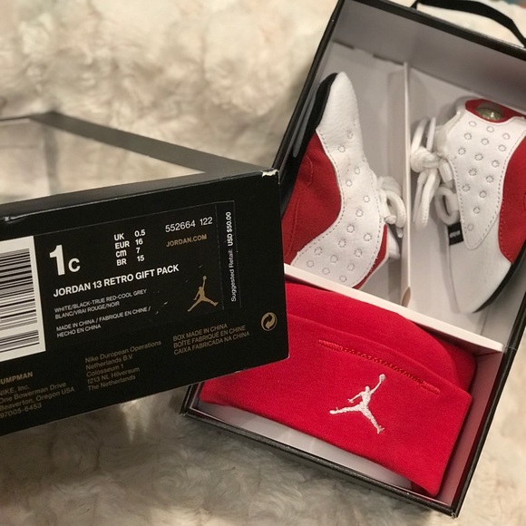 Jordan 13 Retro Gift Pack - Picture 5 of 5