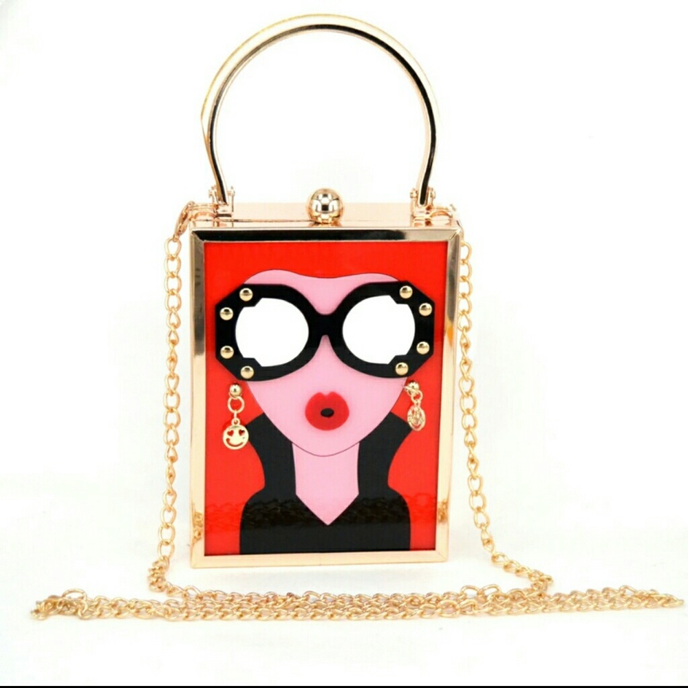 GORGEOUS  vintage Chain clutch hand bag!!