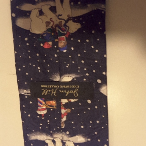 Christmas tie - Picture 3 of 3
