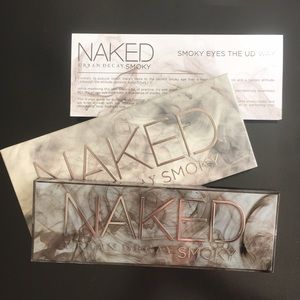 NWT URBAN DECAY NAKED SMOKY PALETTE