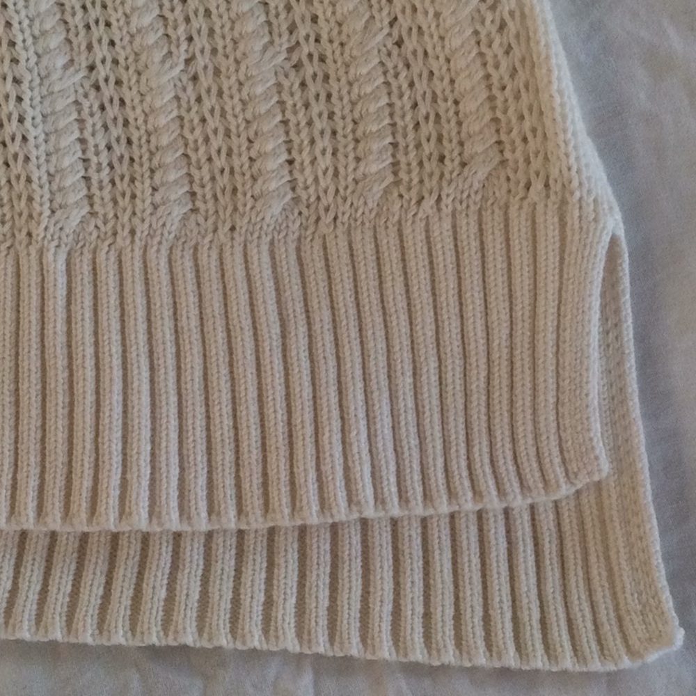 Loft Sweater - Picture 4 of 4