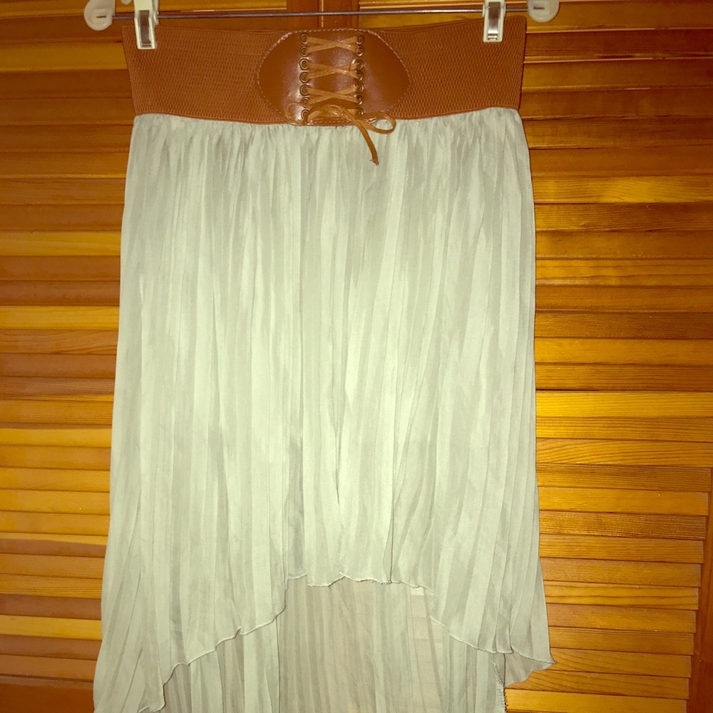 Hi-low mint green skirt with brown belt