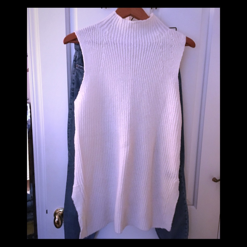 Ralph Lauren Sleeveless sweater