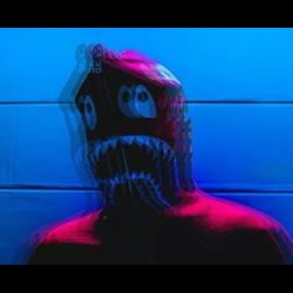 Meet your Posher, Alex - Picture 1 of 1