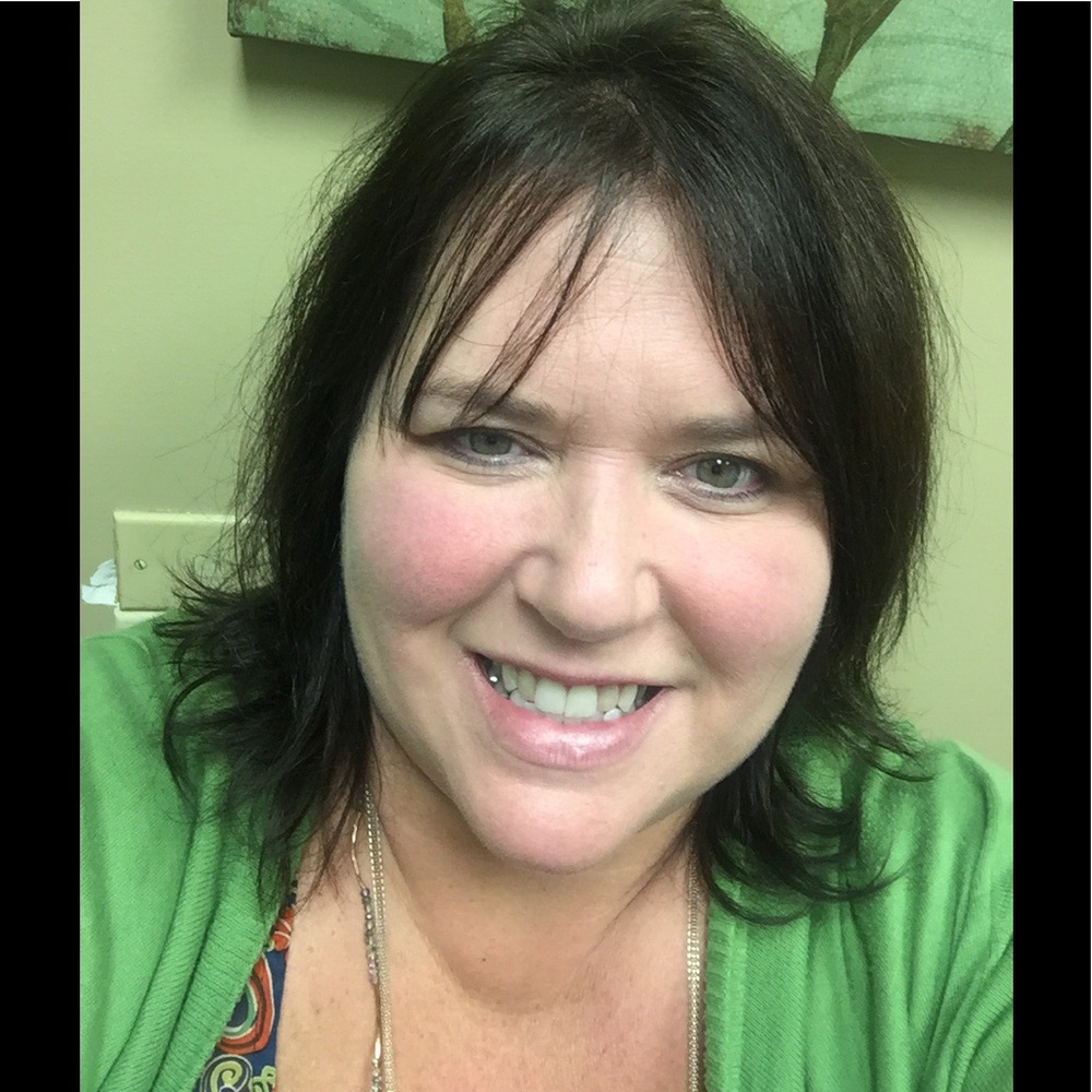 Meet your Posher, Carol