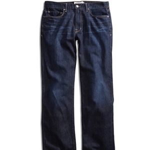  Lucky brand 363 Vintage Straight leg jean!