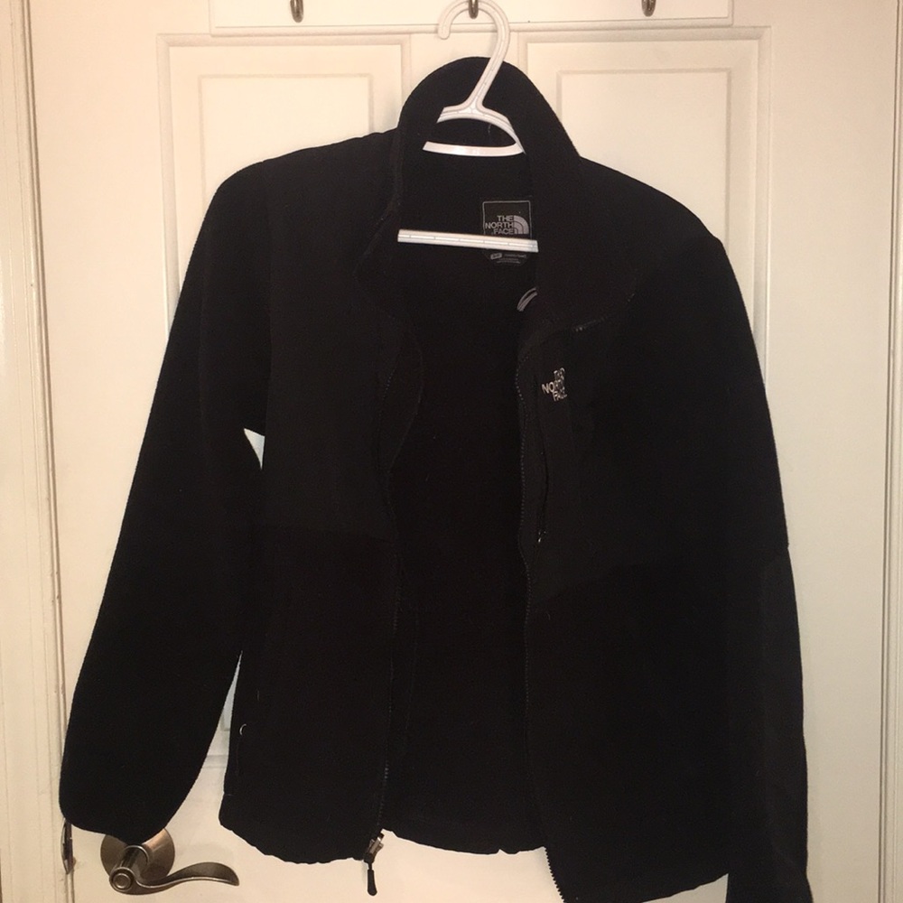 Women’s small north face jacket